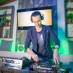 x.Fomo - Huse Summer Mix @ DeepContent