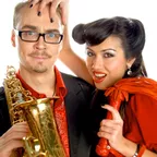 Syntheticsax & Laura Grig - Парень парень мышцы качай