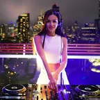 LIVE @ Somewhere Nowhere (New York)