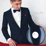 MR. ALEX MAGNIFICENT