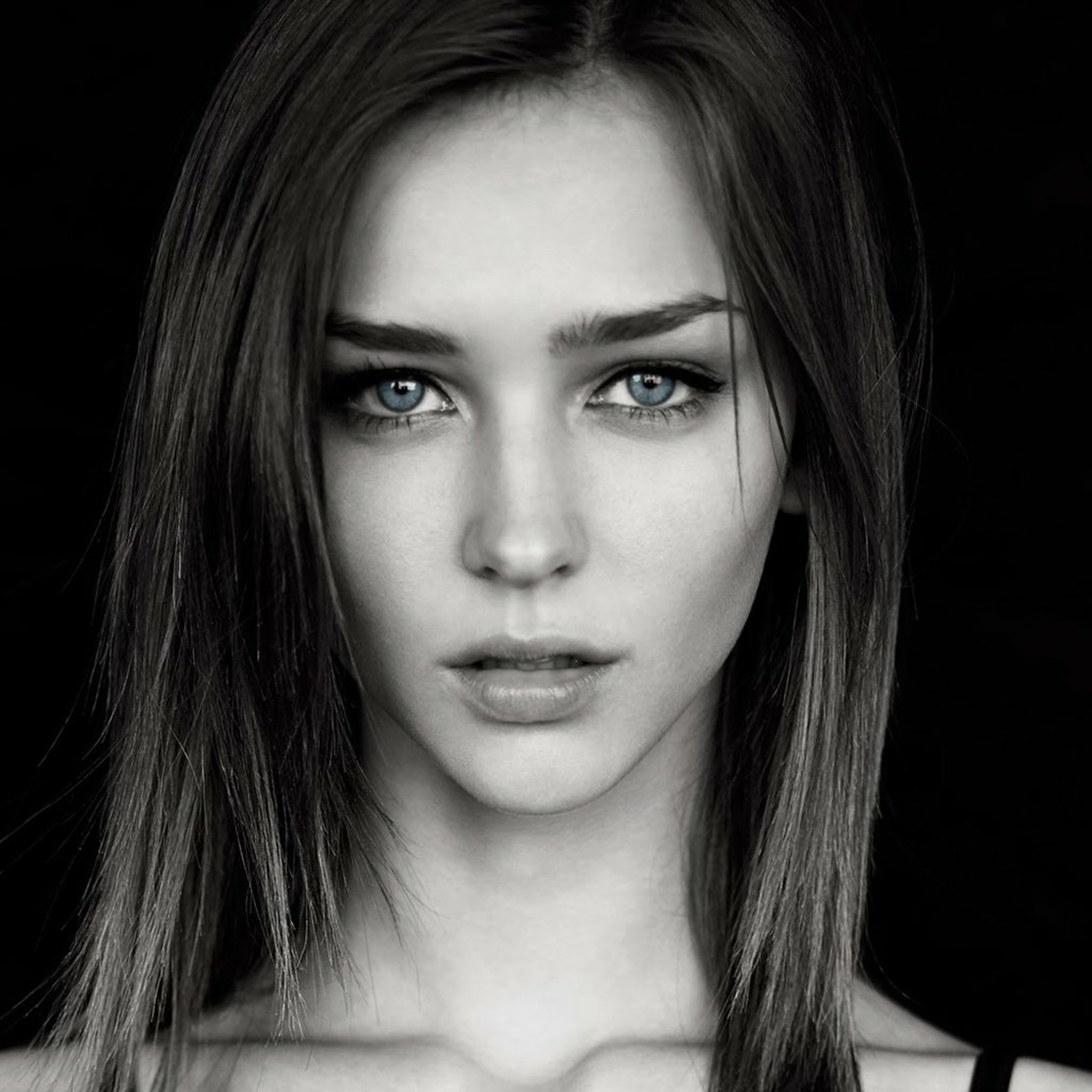 Уайт модель. Рэйчел Кук. Рейчел Кук модель анфас. Rachel Cook глаза. Rachel Cook портрет.