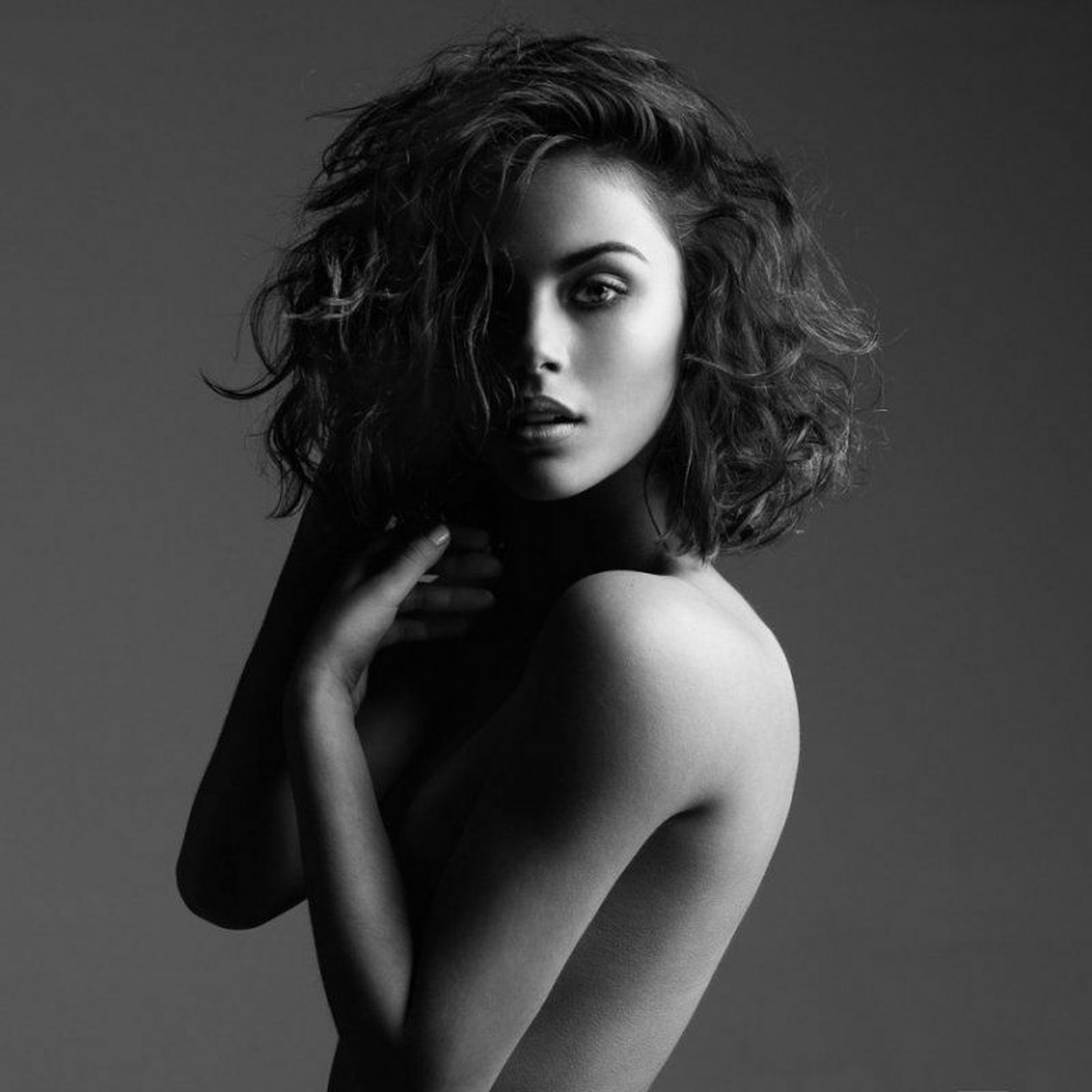 Профессиональные фото в студии. Peter Coulson фотограф. Lola Coulson. Фотограф Питер Коулсон. Питер Коулсон австралийский фотограф.