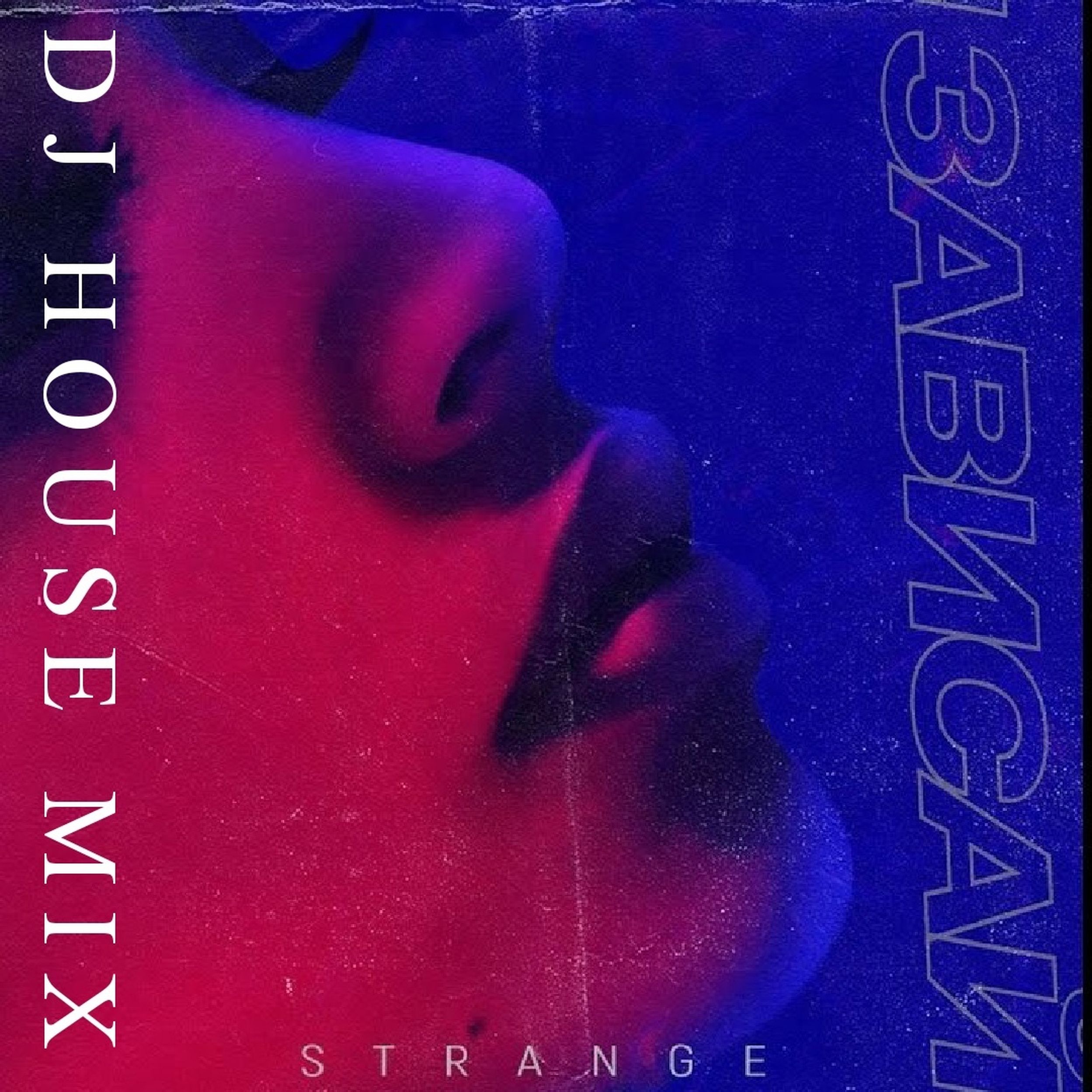 Песня зависай ночью сделай лицо попроще. Strange зависай. Время наркотик текст. Текст песни зависай strange. Обнимает девушку.