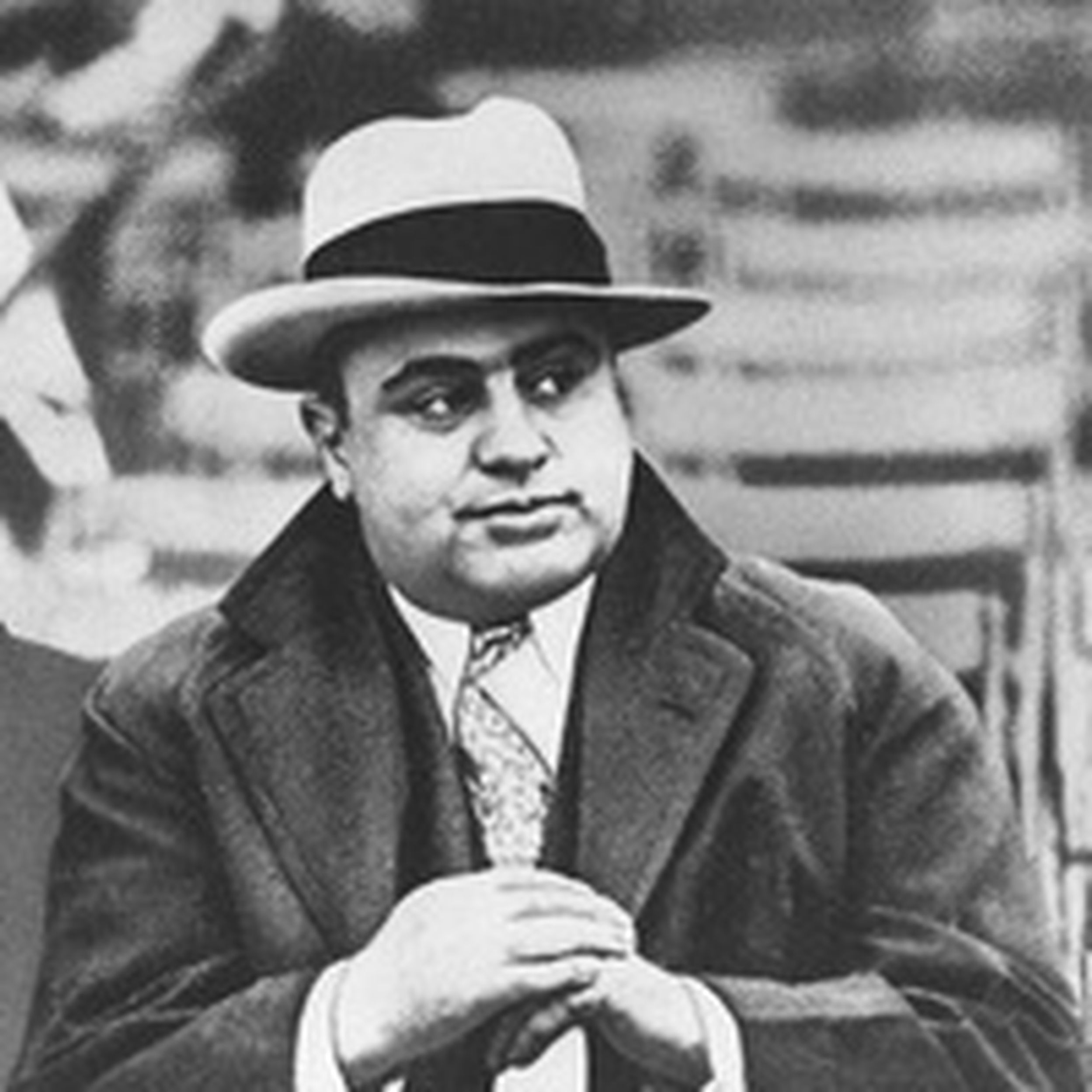 Альфонсо габриэль великий аль капоне гангстеры сша. Аль Капоне (1899–1947). Мафиози Аль Капоне. Альфонсе Габриэль «Великий Аль» Капоне.