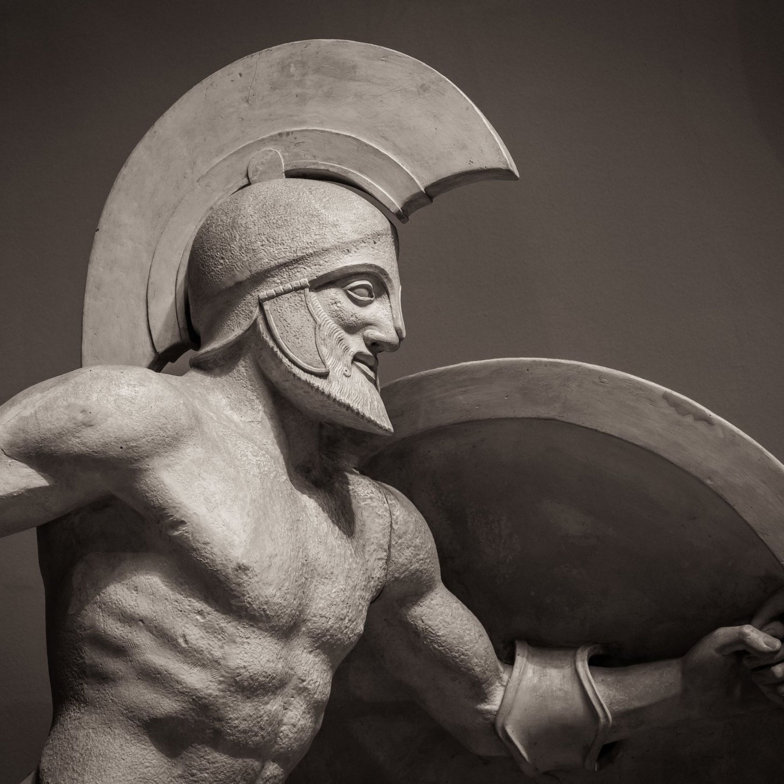 God body. Арес Бог древней Греции скульптура. Статуя гоплита Спарта. Греческая скульптура Ахиллес. Арес скульптура древней Греции.